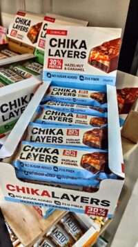 CHIKALAB Батончик глазированный Chika Layers лесной орех с карамелью 60гр
