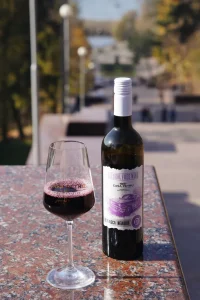 Casa Petru Cabernet Sauvignon вино безалкогольное, полусладкое, 750 мл